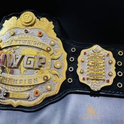 Side View of Iwgp Heavyweight Championship Belt