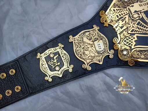 WWF SCRATCH LOGO UNDISPUTED CHAMPIOSHIP BELT