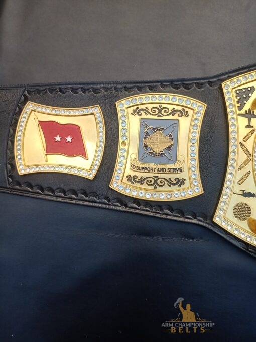 Spinner center plate on the US Army Championship Belt