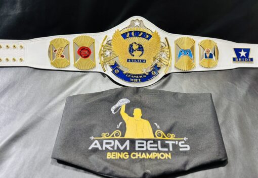 Fully customizable championship belt with zinc plates, personalized text, and genuine leather strap.