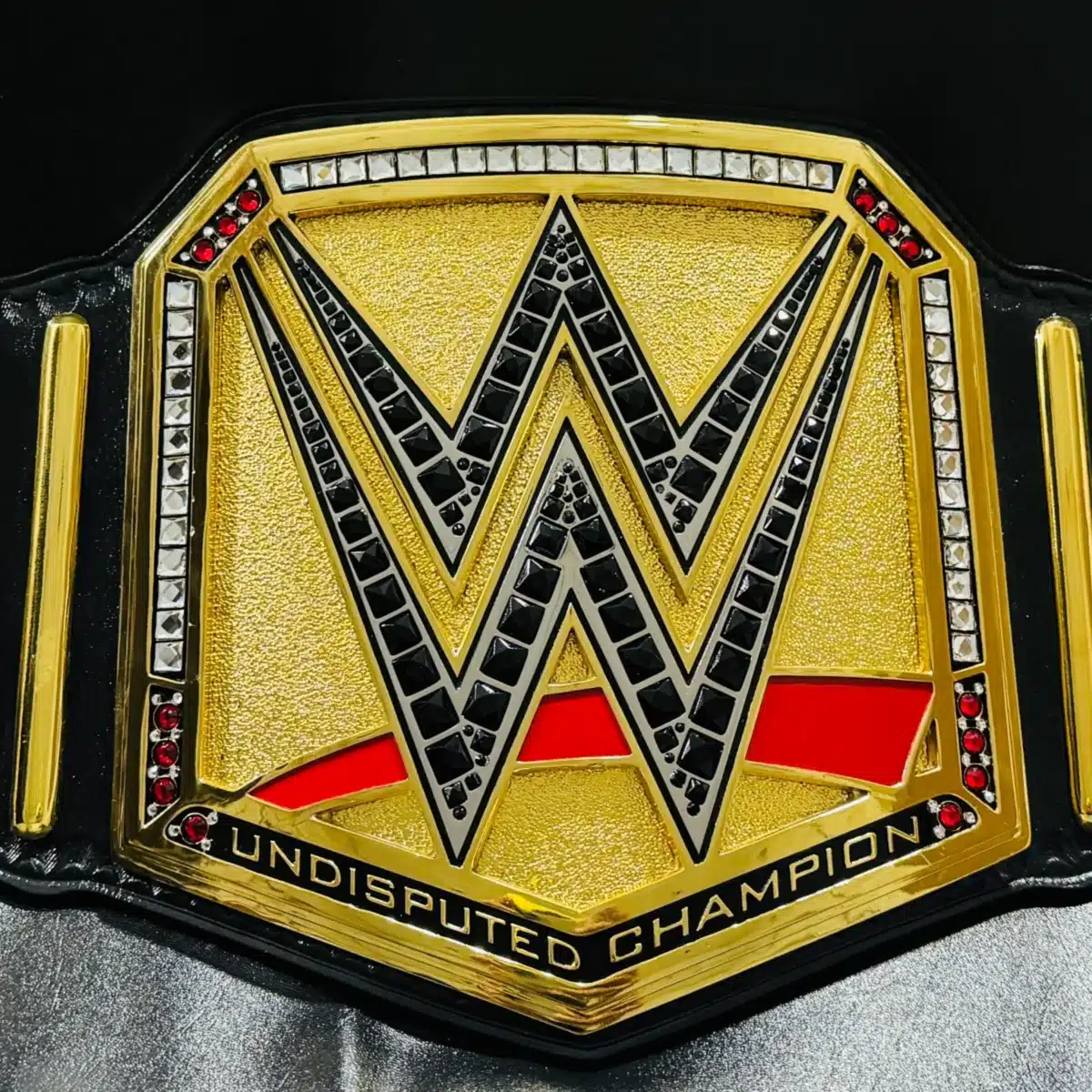 WWE Undisputed Universal Championship Belt Replica HD Engraving